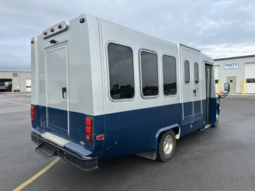 Picture of 2018 Ford Diamond E350 ADA Shuttle Bus