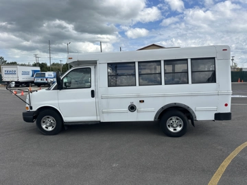 Picture of 2014 Chevrolet Girardin Express 3500 Shuttle Bus