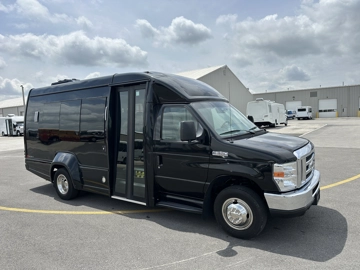 Picture of 2018 Turtle Top E350 Shuttle Bus