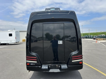 Picture of 2018 Turtle Top E350 Shuttle Bus