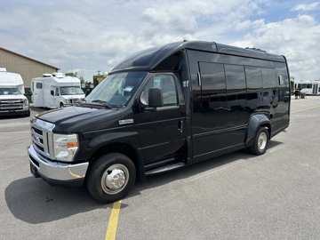 Picture of 2018 Turtle Top E350 Shuttle Bus
