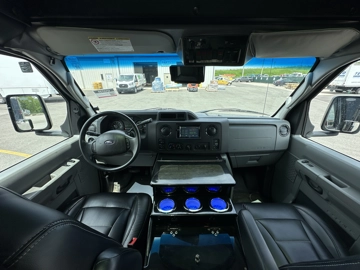 Picture of 2018 Turtle Top E350 Shuttle Bus