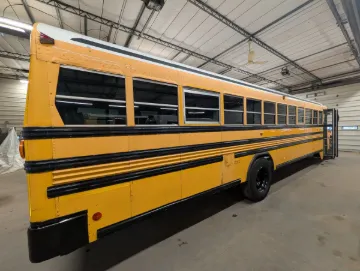 2011 Blue Bird Vision 72 Passenger