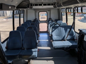 Picture of 2014 Ford F550 Shuttle Bus