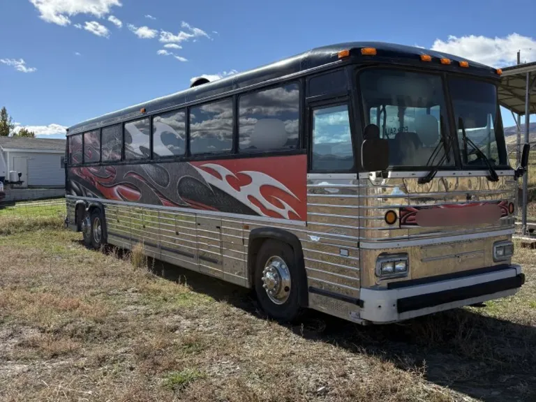 Picture of 1992 MCI M12 Motor Coach