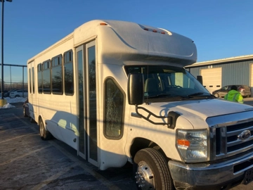 Picture of 2016 Ford E450 Shuttle Bus
