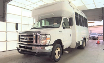 Picture of 2017 Ford E350 Shuttle Bus