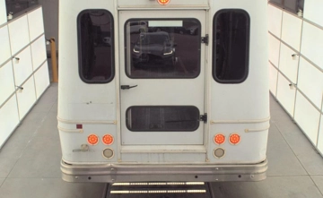 Picture of 2017 Ford E350 Shuttle Bus