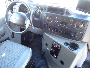 Picture of 2011 Glaval Bus Universal Shuttle Bus