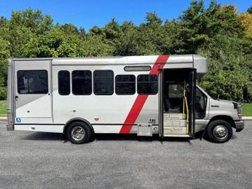 Picture of 2018 Ford E-450 Wheelchair Shuttle Bus