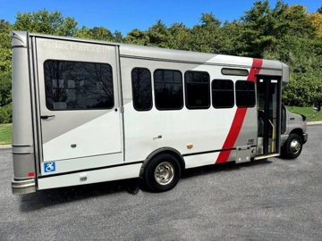 Picture of 2018 Ford E-450 Wheelchair Shuttle Bus