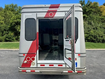 Picture of 2018 Ford E-450 Wheelchair Shuttle Bus