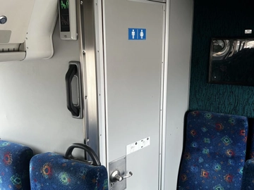 Picture of 2006 MCI D4500 Coach Bus