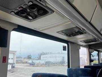 Picture of 2006 MCI D4500 Coach Bus