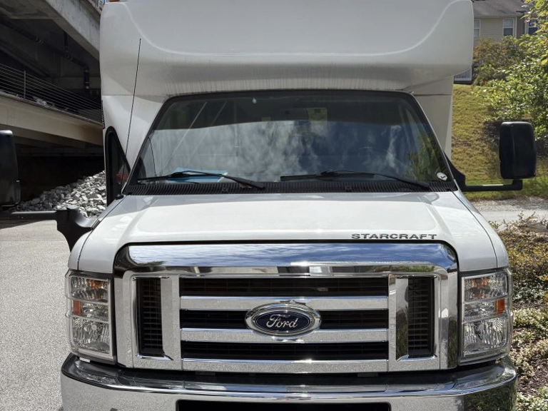 Picture of 2020 Ford E450 Starcraft Shuttle Bus