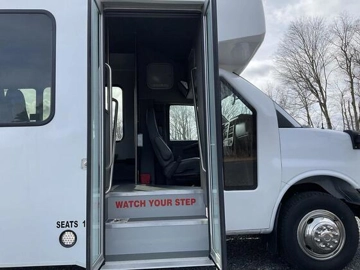 Picture of 2024 Chevrolet HLE Shuttle Bus