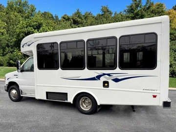 Picture of 2016 Ford E-350 Cutaway Non-Cdl Wheelchair Shuttle Bus