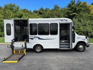 Picture of 2016 Ford E-350 Cutaway Non-Cdl Wheelchair Shuttle Bus
