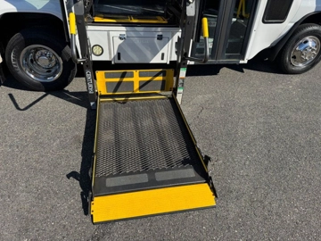 Picture of 2013 Ford E-350 Cutaway Shuttle Bus