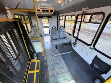 Picture of 2013 Ford E-350 Cutaway Shuttle Bus