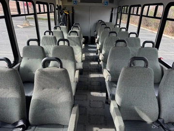 Picture of 2015 Ford F-550 Cutaway Shuttle Bus