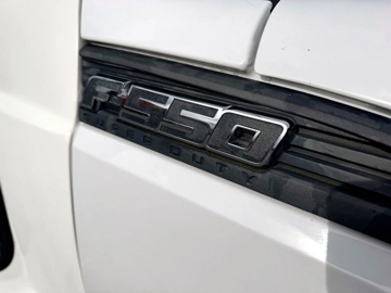 Picture of 2015 Ford F-550 Cutaway Shuttle Bus