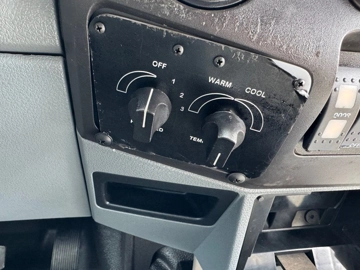Picture of 2015 Ford F-550 Cutaway Shuttle Bus