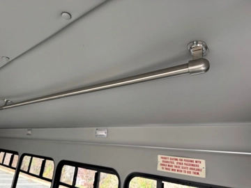 Picture of 2015 Ford F-550 Cutaway Shuttle Bus