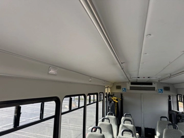 Picture of 2015 Ford F-550 Cutaway Shuttle Bus