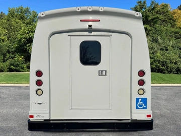 Picture of 2017 Ford E-450 Cutaway Turtletop Non-CDL Wheelchair Bus