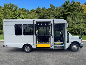 Picture of 2022 Ford E-350 Cutaway Wheelchair Shuttle Bus