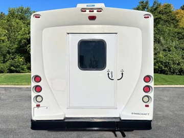 Picture of 2017 Ford E-450 Non-Cdl Wheelchair Shuttle Bus