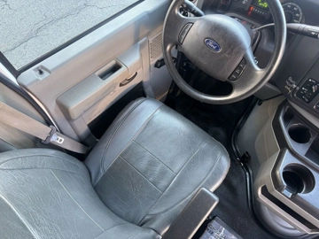 Picture of 2017 Ford E-450 Non-Cdl Wheelchair Shuttle Bus