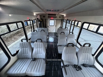 Picture of 2017 Ford E-450 Non-Cdl Wheelchair Shuttle Bus