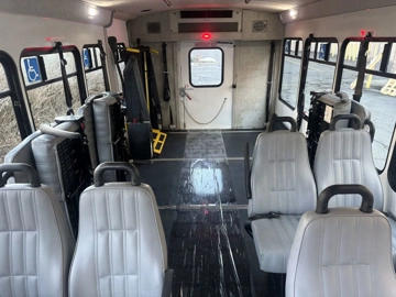 Picture of 2017 Ford E-450 Non-Cdl Wheelchair Shuttle Bus