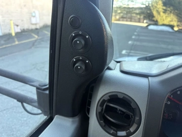 Picture of 2017 Ford E-450 Non-Cdl Wheelchair Shuttle Bus