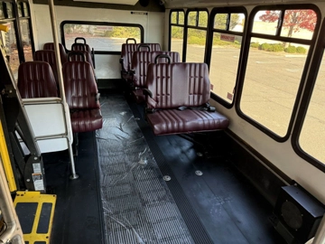 Picture of 2016 Ford E-450 Eldorado Non-CDL Shuttle Bus