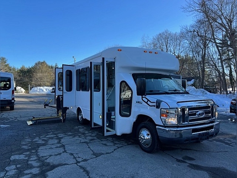 Picture of 2013 Ford E350 ADA Shuttle Bus