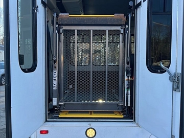Picture of 2013 Ford E350 ADA Shuttle Bus