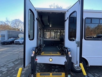 Picture of 2013 Ford E350 ADA Shuttle Bus