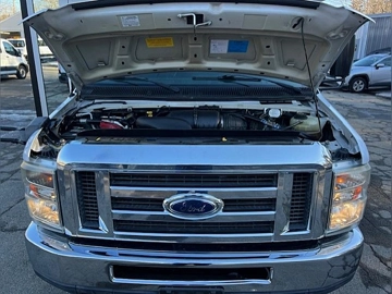 Picture of 2013 Ford E350 ADA Shuttle Bus