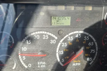 Picture of 2010 Freightliner 64-P Air Con