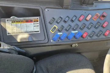 Picture of 2010 Freightliner 64-P Air Con