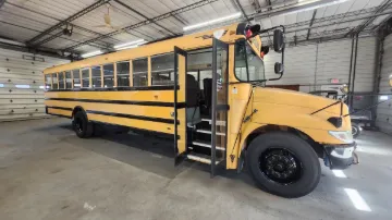 2013 International CE School Bus