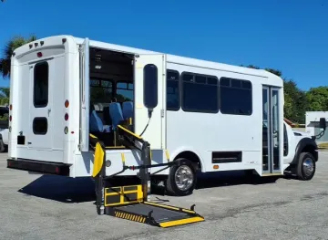 2016 Ford F-550 Glaval 22P ADA