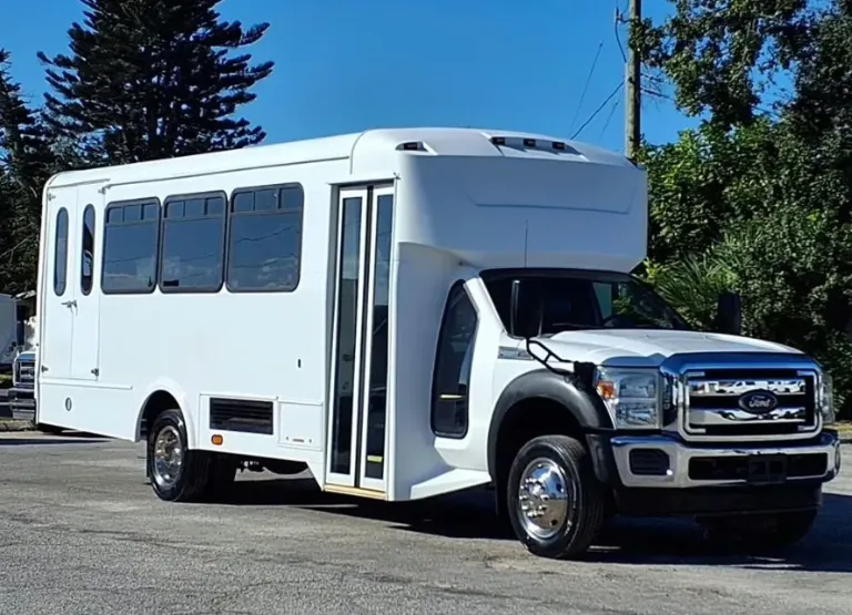 2016 Ford F-550 Glaval 22P ADA
