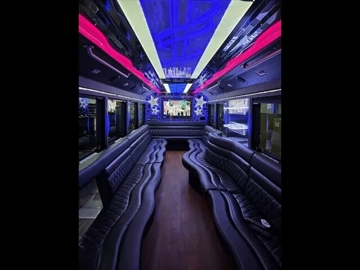 Picture of 2012 Ford E-Series Limo Bus