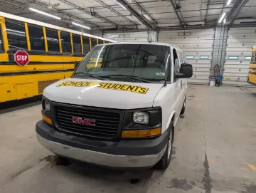 2014 GMC 7 Passenger School Van