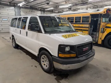 2014 GMC 7 Passenger School Van