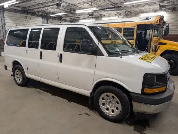 2014 GMC 7 Passenger School Van